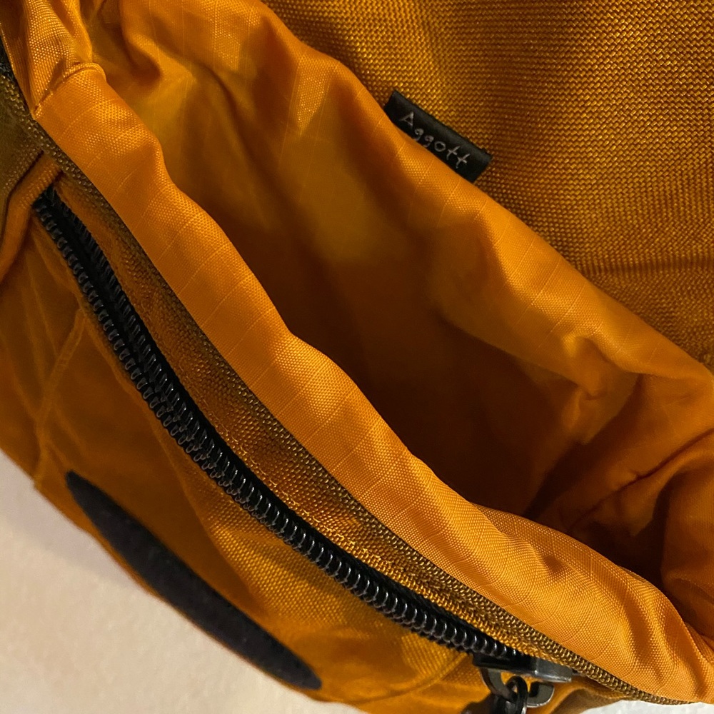 Camera bag/ Hand bag